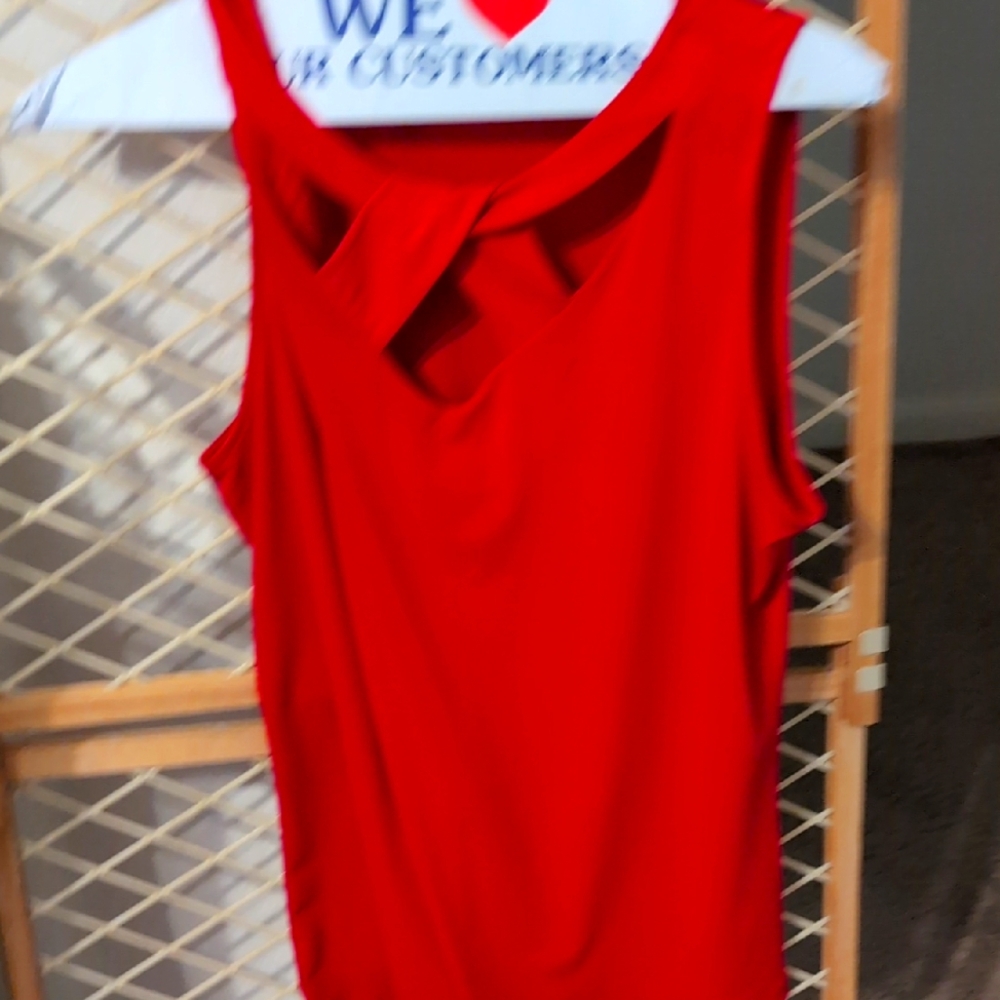 Red Sleeveless Top